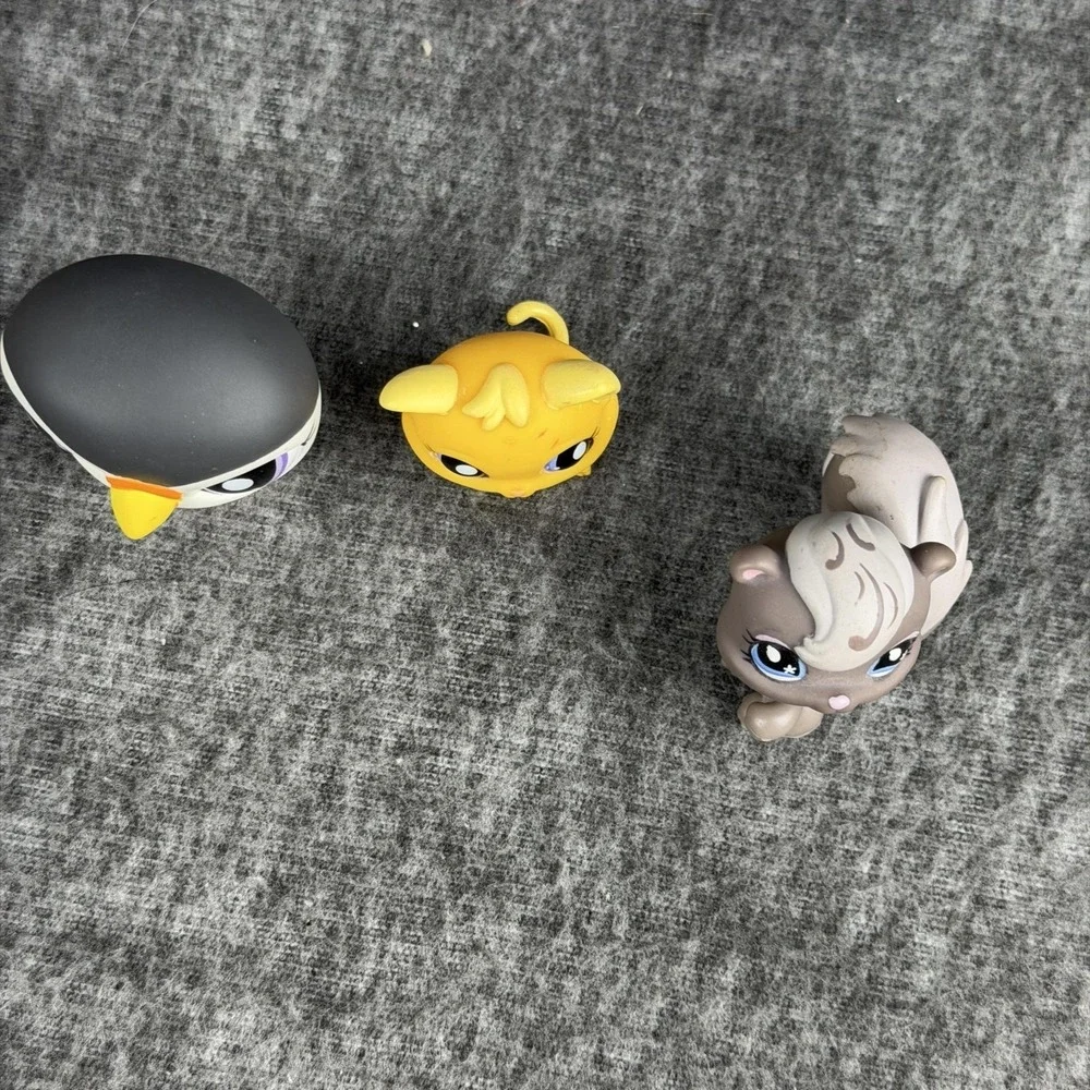 Hasbro Littlest Pet Shop 1748 1744 484 Figure Lot 3 LPS Cat Squirrel Puffin